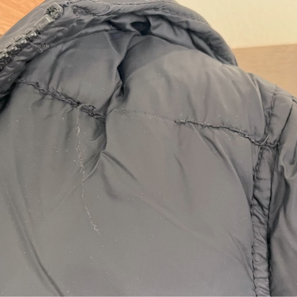 Old Navy Kids Black Puffer Winter Hoodie Jacket Size 2T - Picture 4 of 5